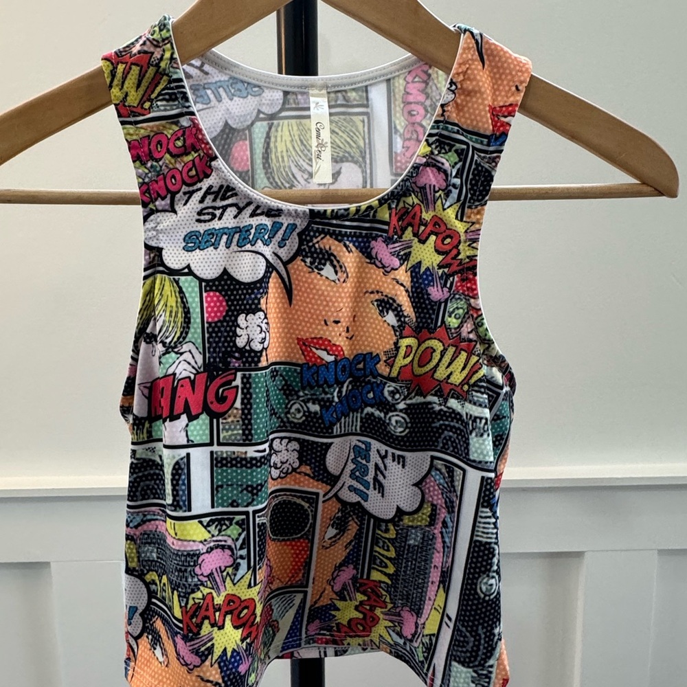 Fun comic book print crop top